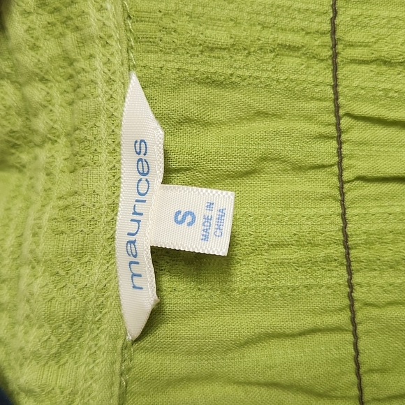 Maurices- Green V-Neck Tunic Top- Small - Picture 2 of 6